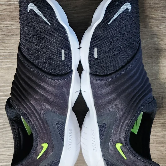 *NEW* Nike Free RN 3.0 Flyknit Sz 10 Slip On Running Walking RARE HTF Shoe Black - Picture 8 of 12